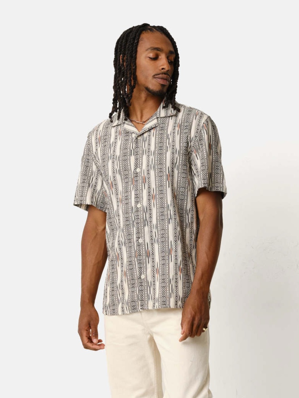 Wax London Didcot S/S Shirt in Ecru Ikat